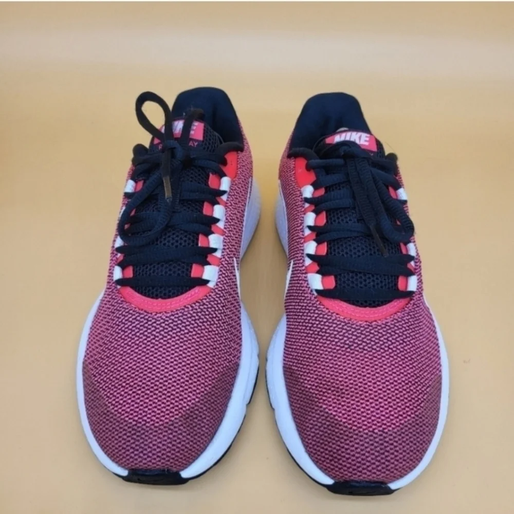 Nike Runallday Women's Running Shoes Size 7